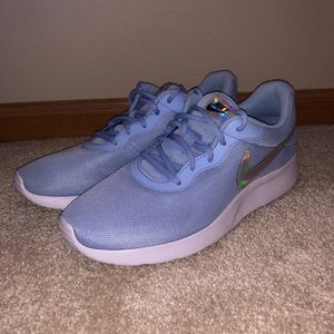Nike Baby Blue Holographic Tanjun Sneakers Tennis Shoes